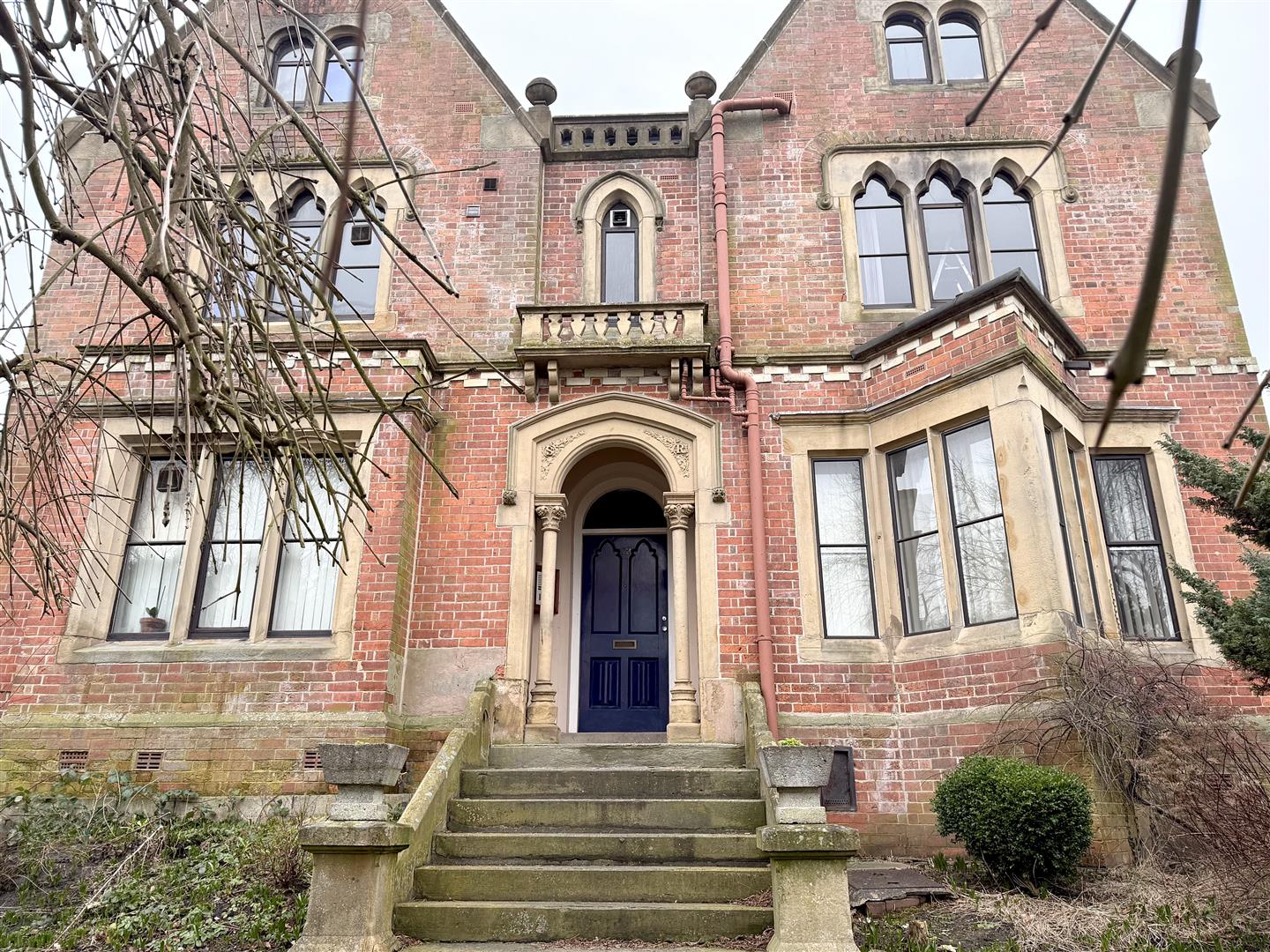 1 bed property in Sheffield Road, Chesterfield
